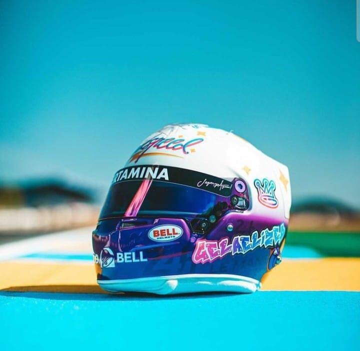 Helm Spesial Sean Gelael untuk Ajang 24 Hours of Le Mans