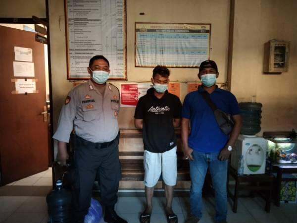Siswi SMP Ini Rela Disetubuhi karena Takut Foto Bugilnya Disebar