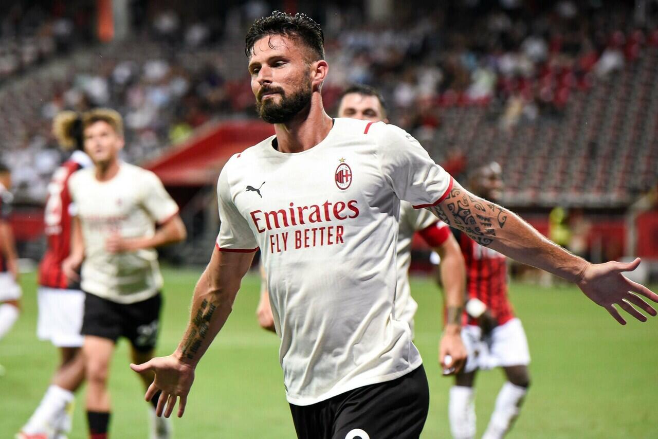  Tampil Memukau di Pramusim, Olivier Giroud Siap Putus Kutukan Nomor 9 di Milan?