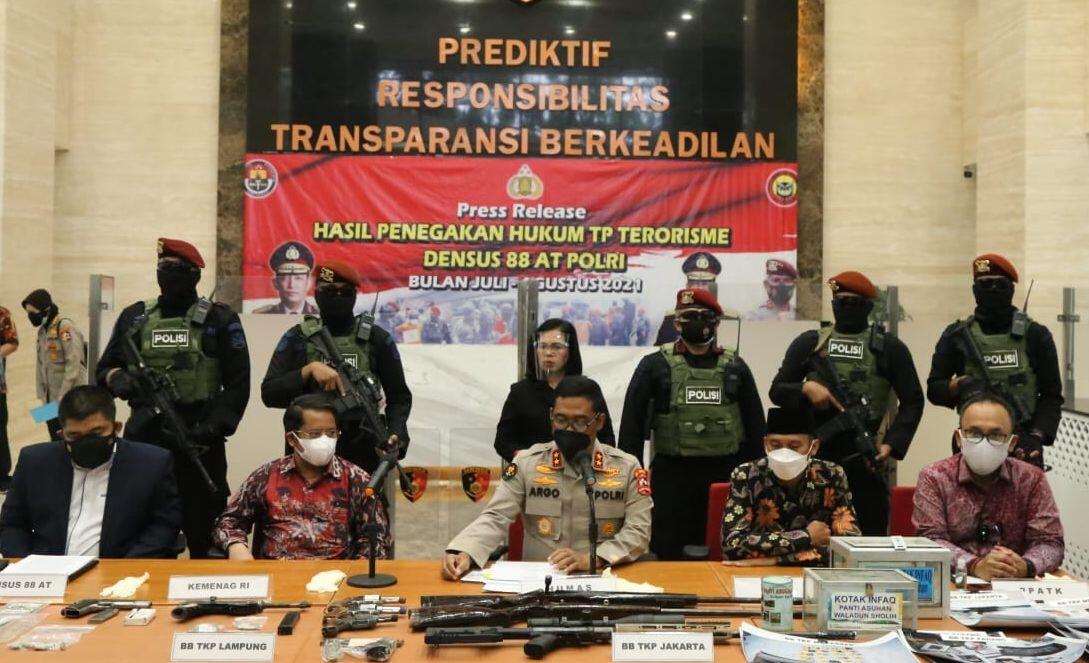 53 Terduga Teroris JI dan AD Ditangkap Berencana Ledakkan Bom, Kotak Amal Jadi Kedok