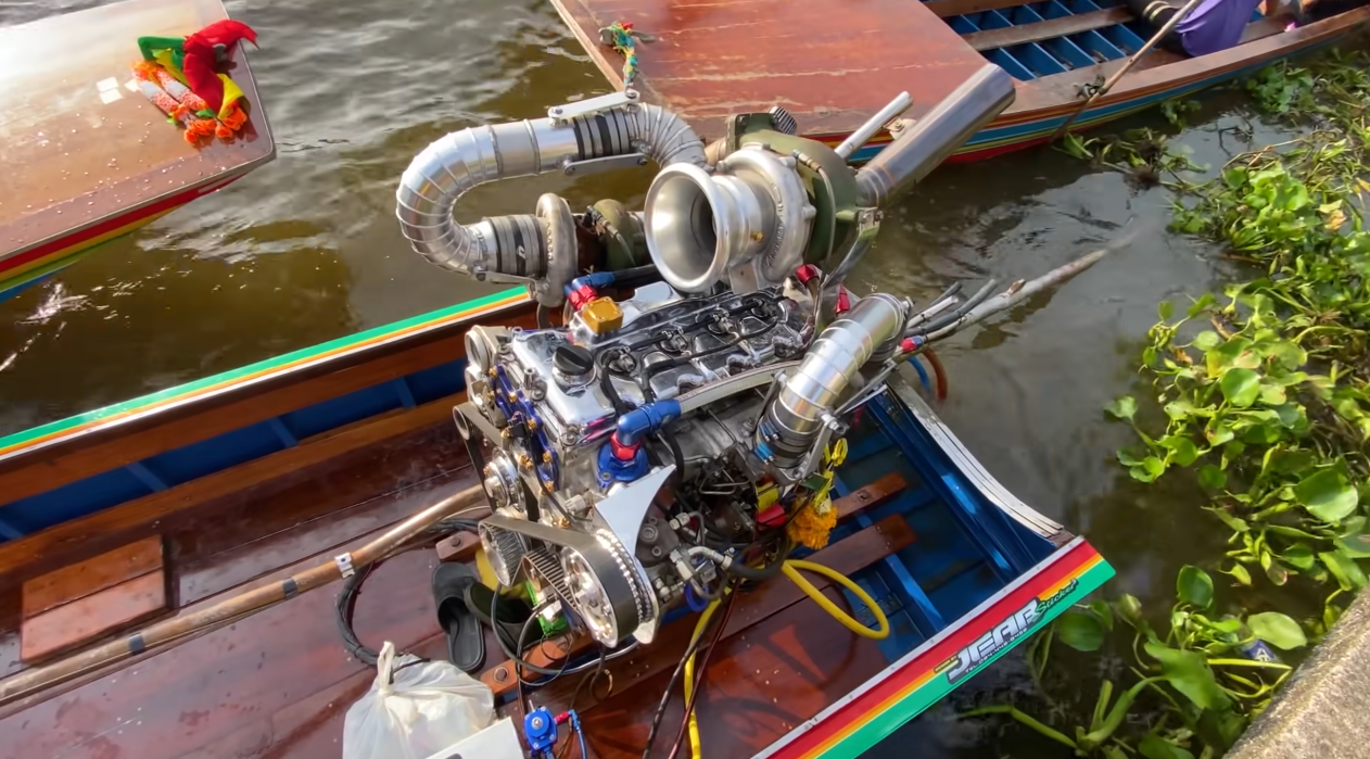 Gile,Bre! Gini Nih Penampakan Sampan Kalau Dipasang Mesin Modif Kecepatan Tinggi!