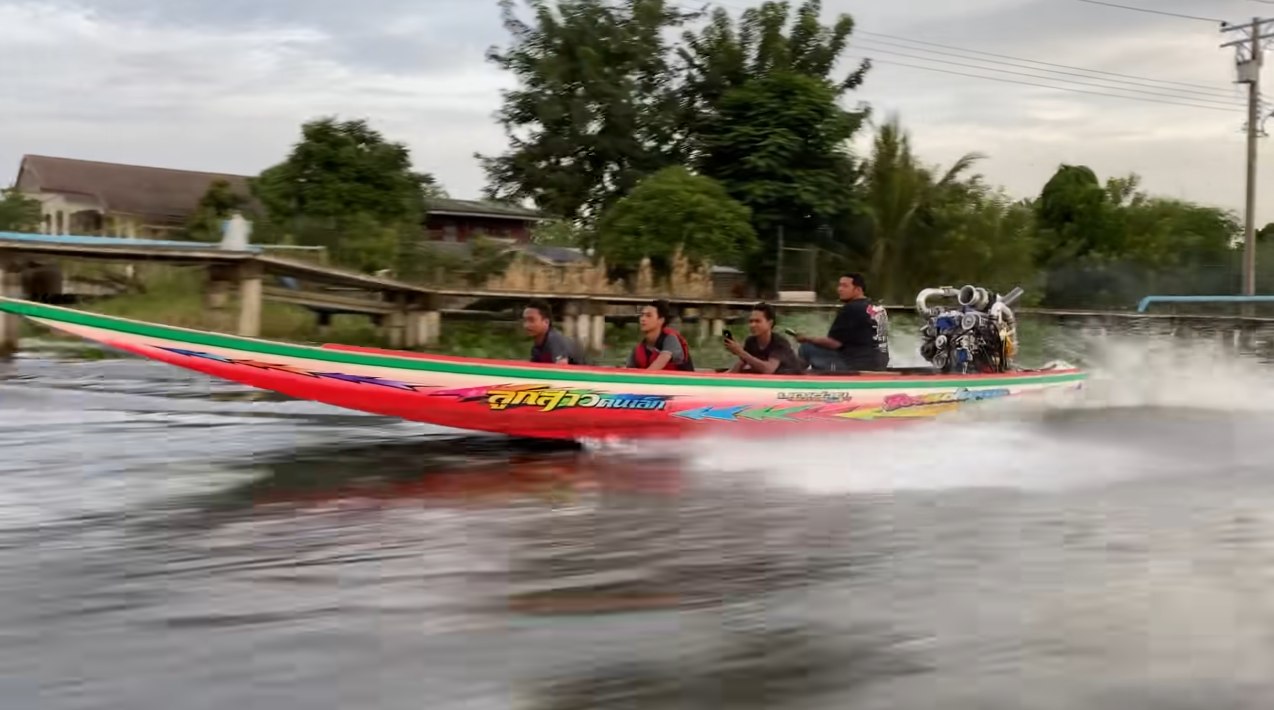 Gile,Bre! Gini Nih Penampakan Sampan Kalau Dipasang Mesin Modif Kecepatan Tinggi!