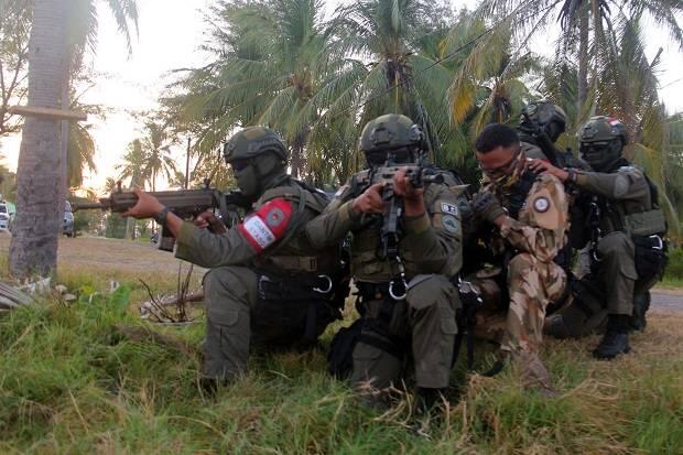 Bebaskan Sandera, Pasukan Khusus Gabungan TNI AL Menyerbu Situbondo