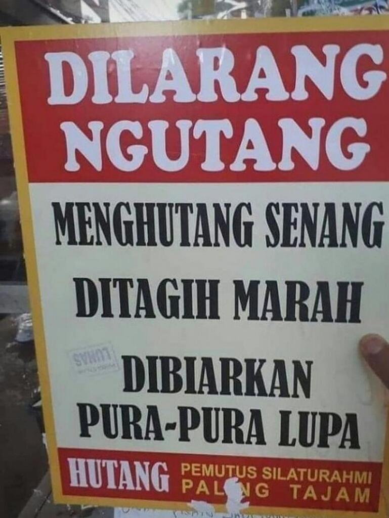 Nampol Abis! Tulisan Larangan Hutang di Warung-Warung Ini