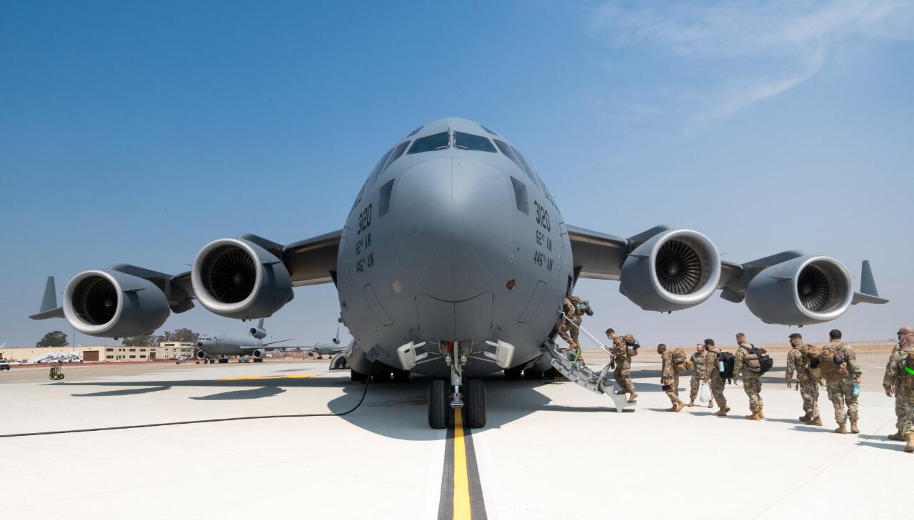 Membawa 500 Penumpang Lebih dari Kabul, Berapa Kapasitas Angkut Standar C-17 ?