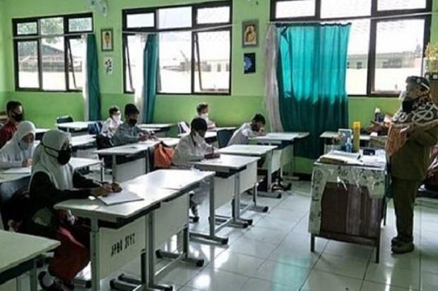 Sabar Ya Bun! Pembelajaran Tatap Muka di Jabar Tunggu PPKM Berakhir