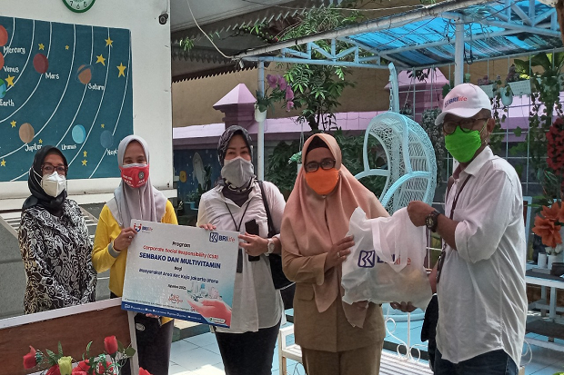 BRI Life Raih Dua Penghargaan dan Gelar Aktivitas Berbagi