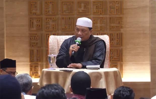 Ustaz Yahya Waloni Dilarikan ke RS Polri Kramat Jati