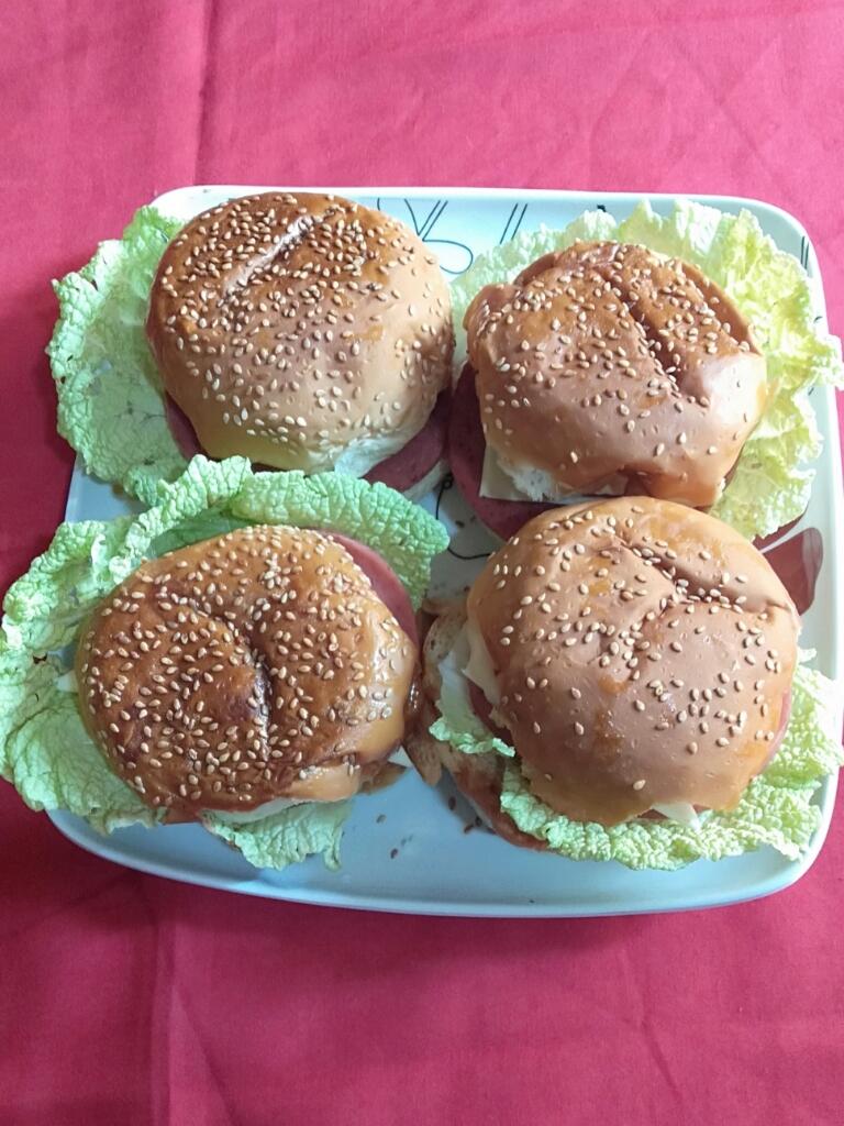 Serunya Bikin Burger Bareng Anak di Rumah, Kuy Coba Enak jug lho!