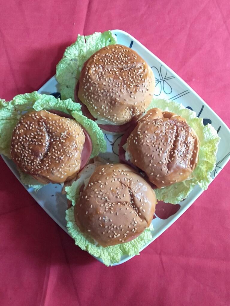 Serunya Bikin Burger Bareng Anak di Rumah, Kuy Coba Enak jug lho!