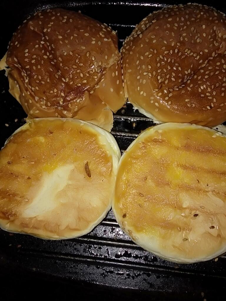 Serunya Bikin Burger Bareng Anak di Rumah, Kuy Coba Enak jug lho!