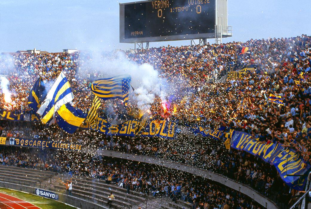 Cerita dari Stadion Marc' Antonio Bentegodi !!!