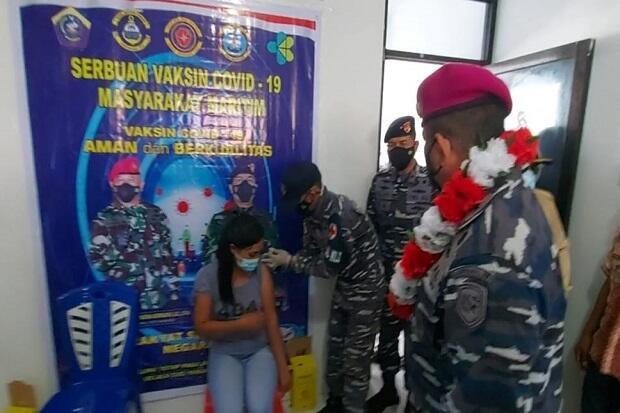 Serbuan Vaksin di Kepulauan Terluar, Lantamal VIII Manado Kerahkan Kekuatan Penuh