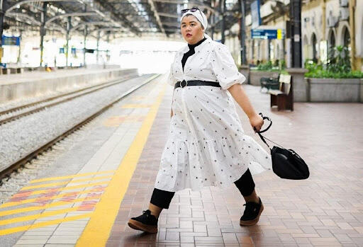 Tips Fashion Muslimah Untuk Wanita Gemuk dan Pendek 2021
