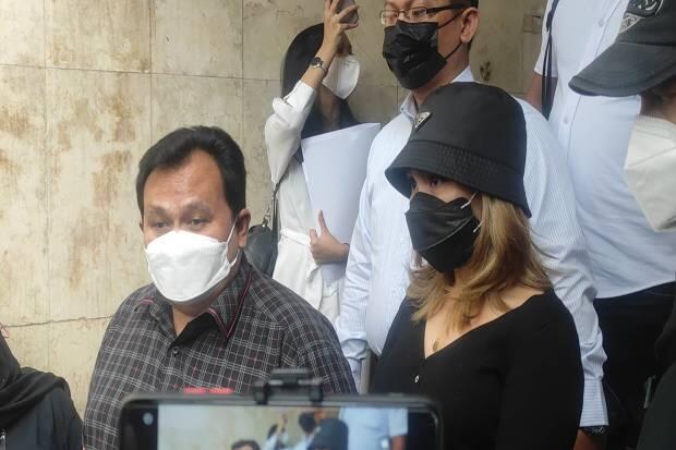 Penuhi Panggilan Polisi, Ayu Ting Ting Dicecar 15 Pertanyaan
