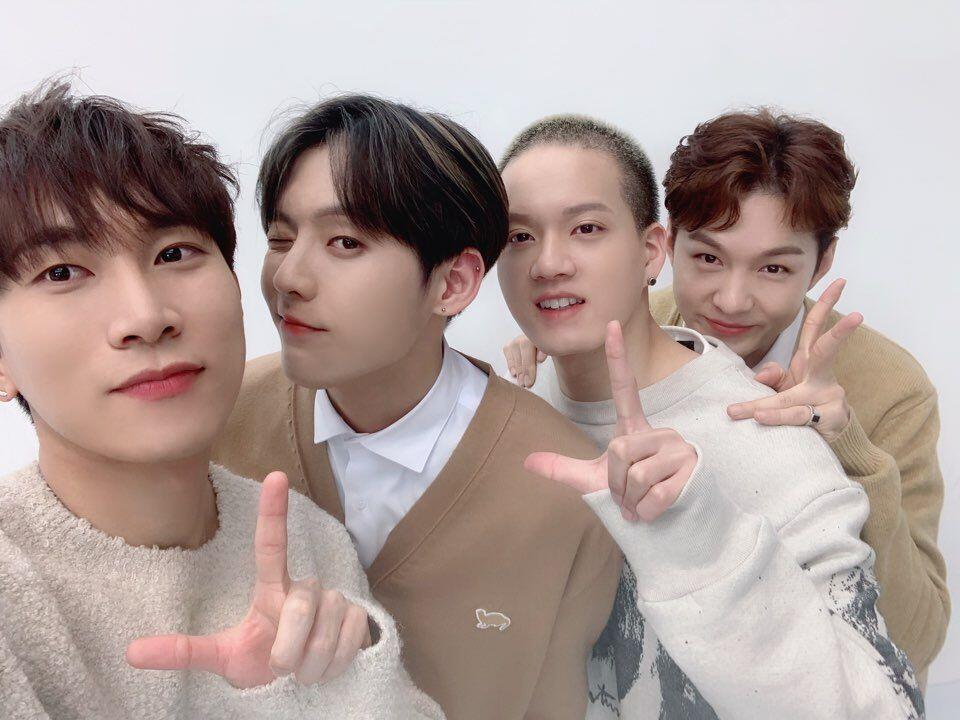  Meski tengah Wamil Yook Sungjae Beri Dukungan untuk BTOB 4U