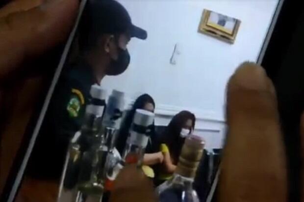 7 Wanita Seksi di Banda Aceh Digerebek Saat Asyik Pesta Miras Sambil Bergoyang