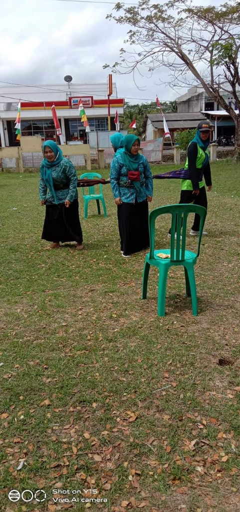 Keseruan Memperingati Hari Kemerdekaan Ala Ibu-ibu PKK, Heboh Banget!