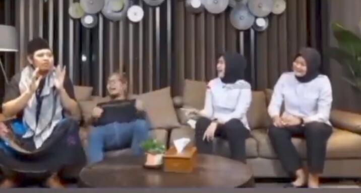 Pernah Keceplosan? Ternyata Ini Dia Alasan kenapa Seseorang Bisa Keceplosan