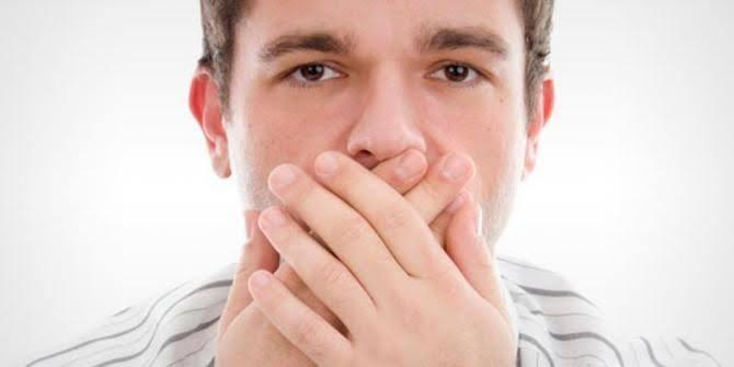Pernah Keceplosan? Ternyata Ini Dia Alasan kenapa Seseorang Bisa Keceplosan
