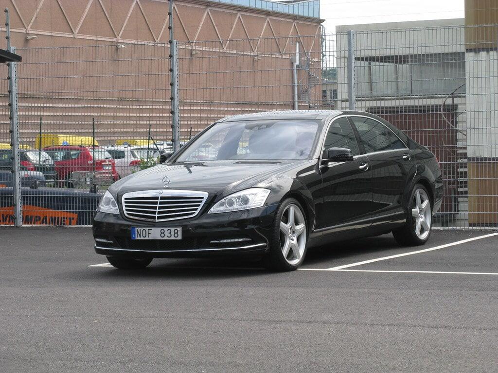 Review Sedan yang Dipakai Era Presiden SBY, Mercy S-Class W221