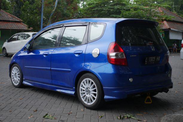 kelebihan dan kekurangan honda jazz idsi-vtec gd3