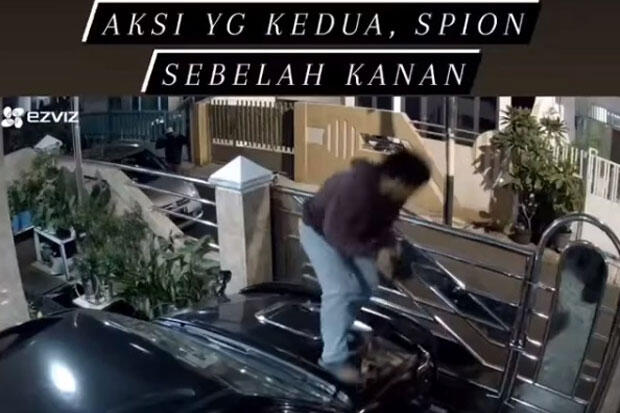 Panjat Pagar, Spion Mobil Mewah di Tomang Digasak Maling