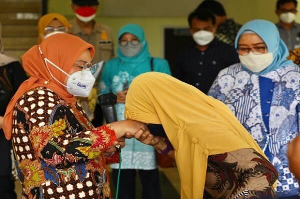 Hadapi Dampak Pandemi, Menaker Ida Sapa Pekerja Perempuan di Rusunawa Ungaran