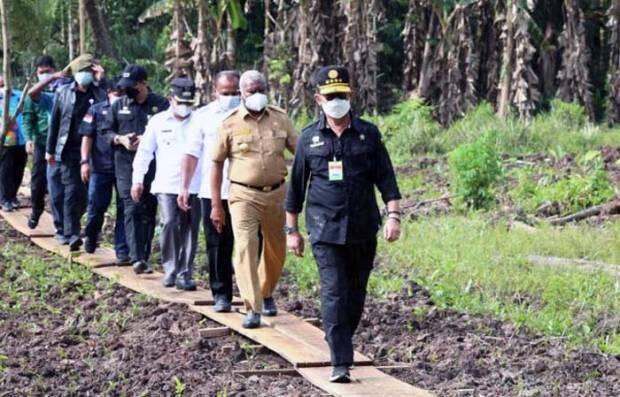 Dukung Regenerasi Petani di Merauke, Mentan: Bertani Itu Keren