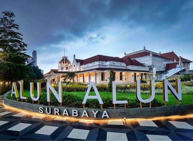 Tempat Yang Wajib Kalian Kunjungi Saat Di Surabaya