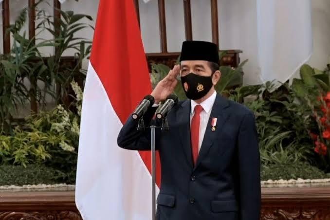 Polisi Akui Periksa Pria Blitar Bentangkan Poster ke Jokowi