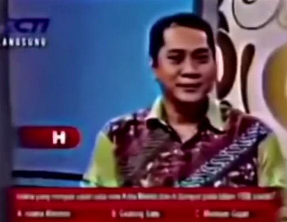 Tiba2 Muncul Live Di TV Indonesia, Netizen : Inikah Bukti 'TIME TRAVELLER' ?