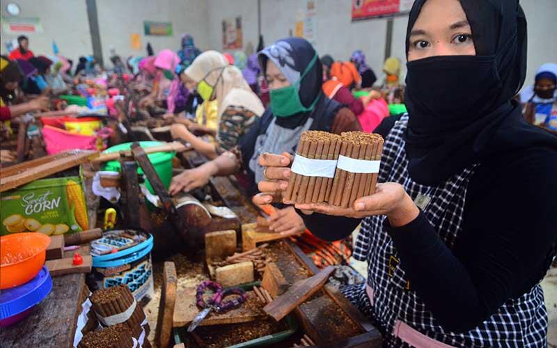 3 Pertimbangan Presiden Jokowi Tetapkan Tarif Cukai Rokok