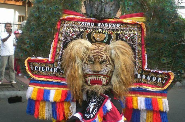Seluk Beluk Kesenian Reog Ponorogo