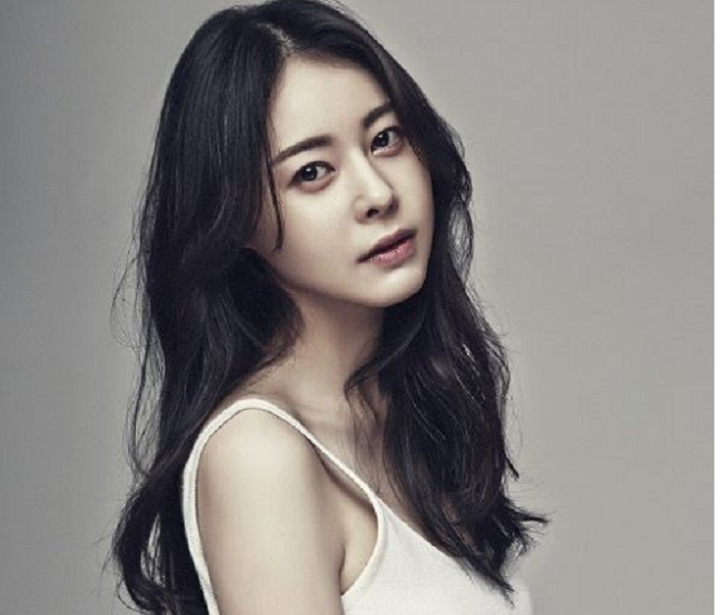 Heo Yi Jae Blak-blakan Akui Mundur dari Dunia Hiburan Korea Karena Dilecehkan Aktor