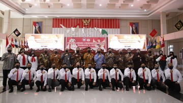 KPK Lantik 18 Pegawai Jadi ASN Usai Lulus Diklat Bela Negara
