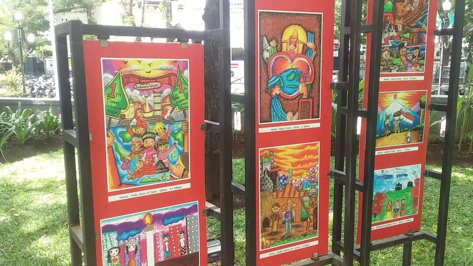 Berwisata Hemat di Taman Kaya Indonesia Semarang