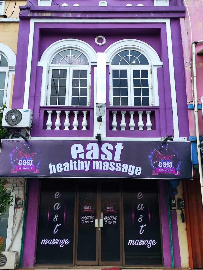 EAST massage &amp; SPA kota wisata CIBUBUR