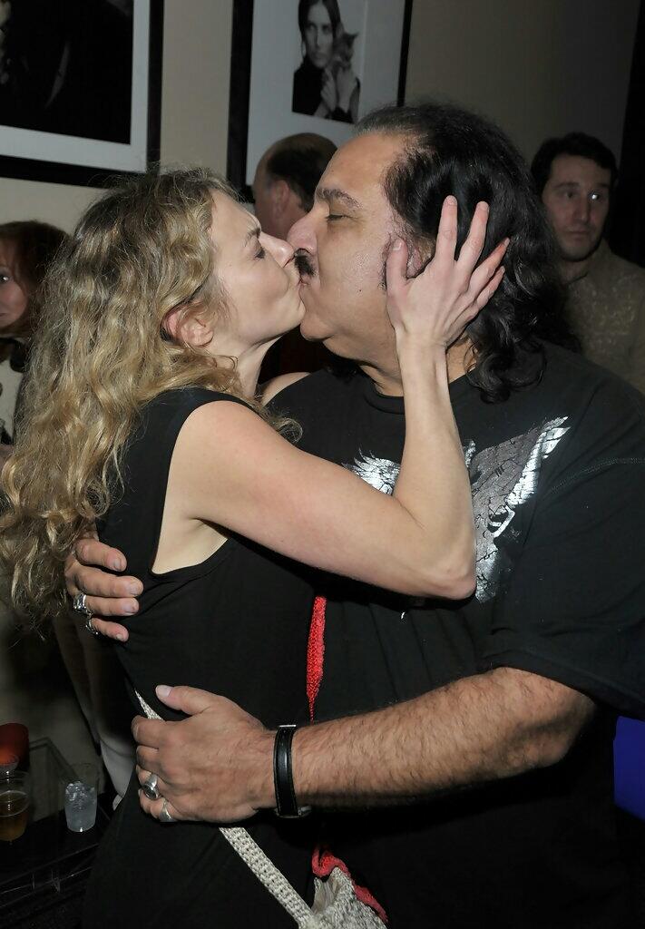 Aktor Legend Film Porno Ron Jeremy dituntut Penjara 300 Tahun