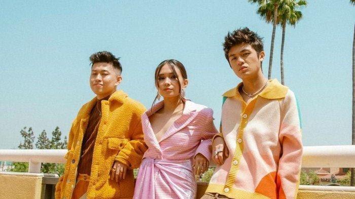 Rekomendasi Lagu Terbaru NIKI, Rich Brian dan Warren dari OST Film MCU: Sang-Chi 