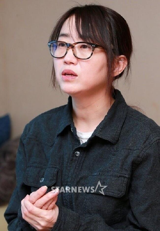 Tahu Gak Sih, 4 Penulis Drama Korea Sukses Ini Dulunya Punya Pekerjaan Berbeda