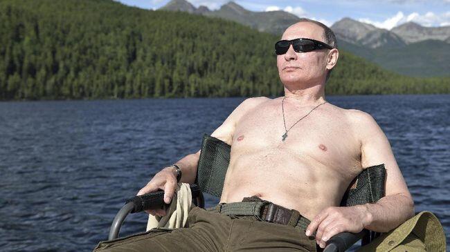 Isolasi Berakhir, Vladimir Putin Nikmati Alam Siberia