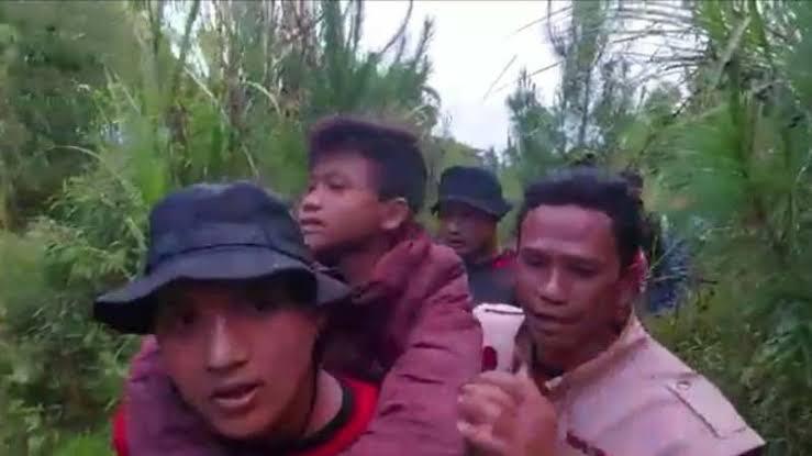 Cerita Mistis Pendaki Hilang Di Gunung Guntur, Kamu Percaya Atau Tidak? 