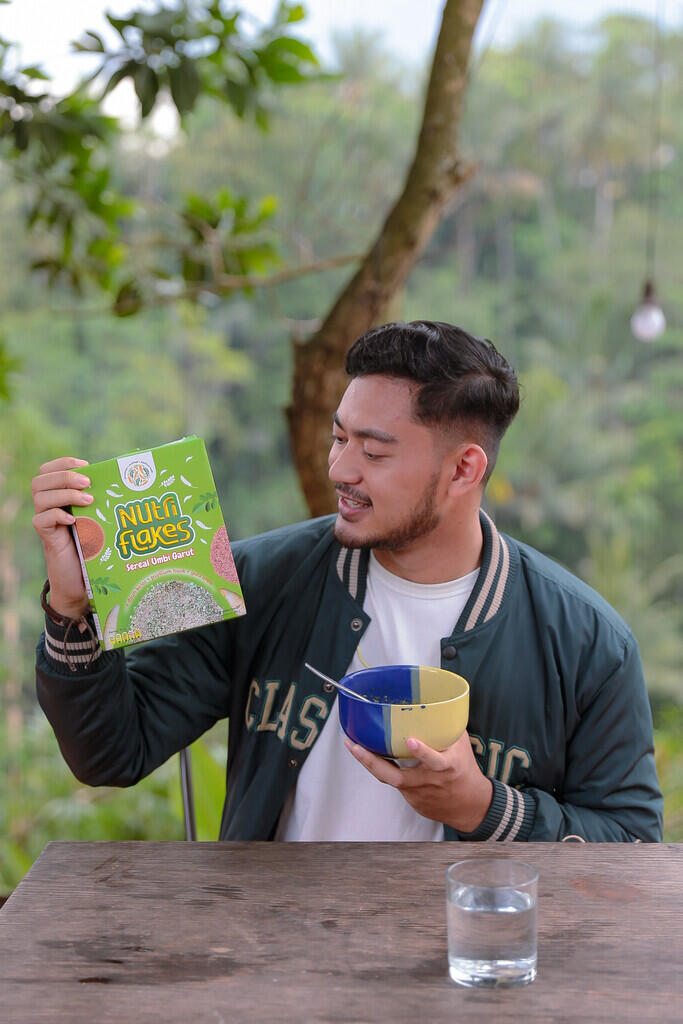 REVIEW NUTRIFLAKES, SEREAL UNTUK ASAM LAMBUNG