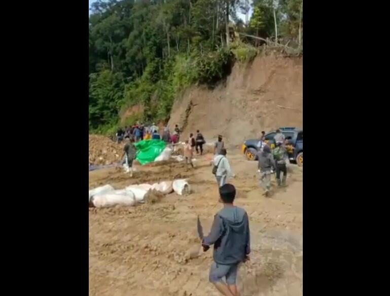 1 Warga tewas dan 4 luka-luka Akibat dari konflik Tambang PT.Bulawan Daya Lestari