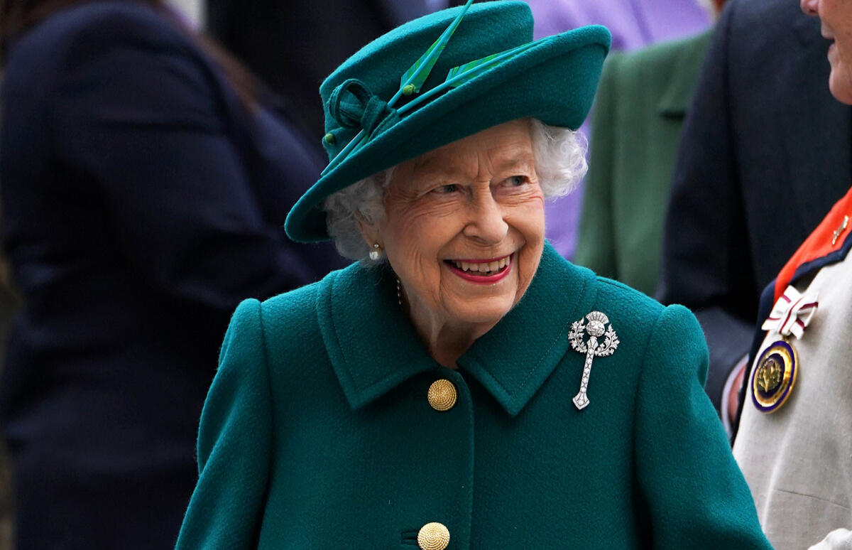 Ratu Elizabeth Akhirnya Singgung Soal Mendiang Pangeran Philip untuk Pertama Kalinya