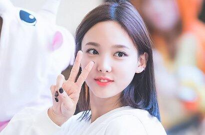 Umbar aurat di Amerika, Nayeon Twice tidak bermoral!