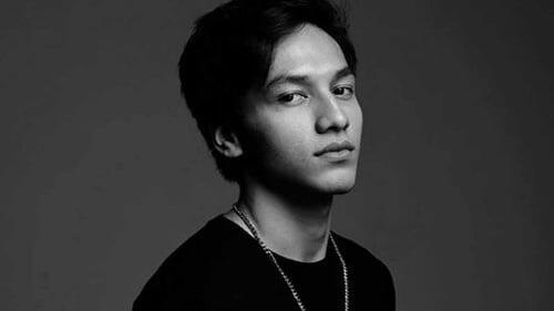Wow! Jefri Nichol Rela Gak Makan 5 Hari demi Film &lsquo;Aum!&rsquo;