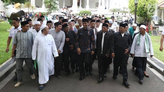 Christ Wamea: Hanya di Rezim Ini Kita Temukan Ada Adu Domba Ulama dan Rakyat