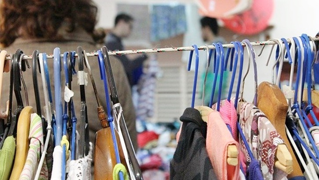 Tips Memilih Baju di THRIFT SHOP, Perhatikan Ini Sebelum Beli!!!